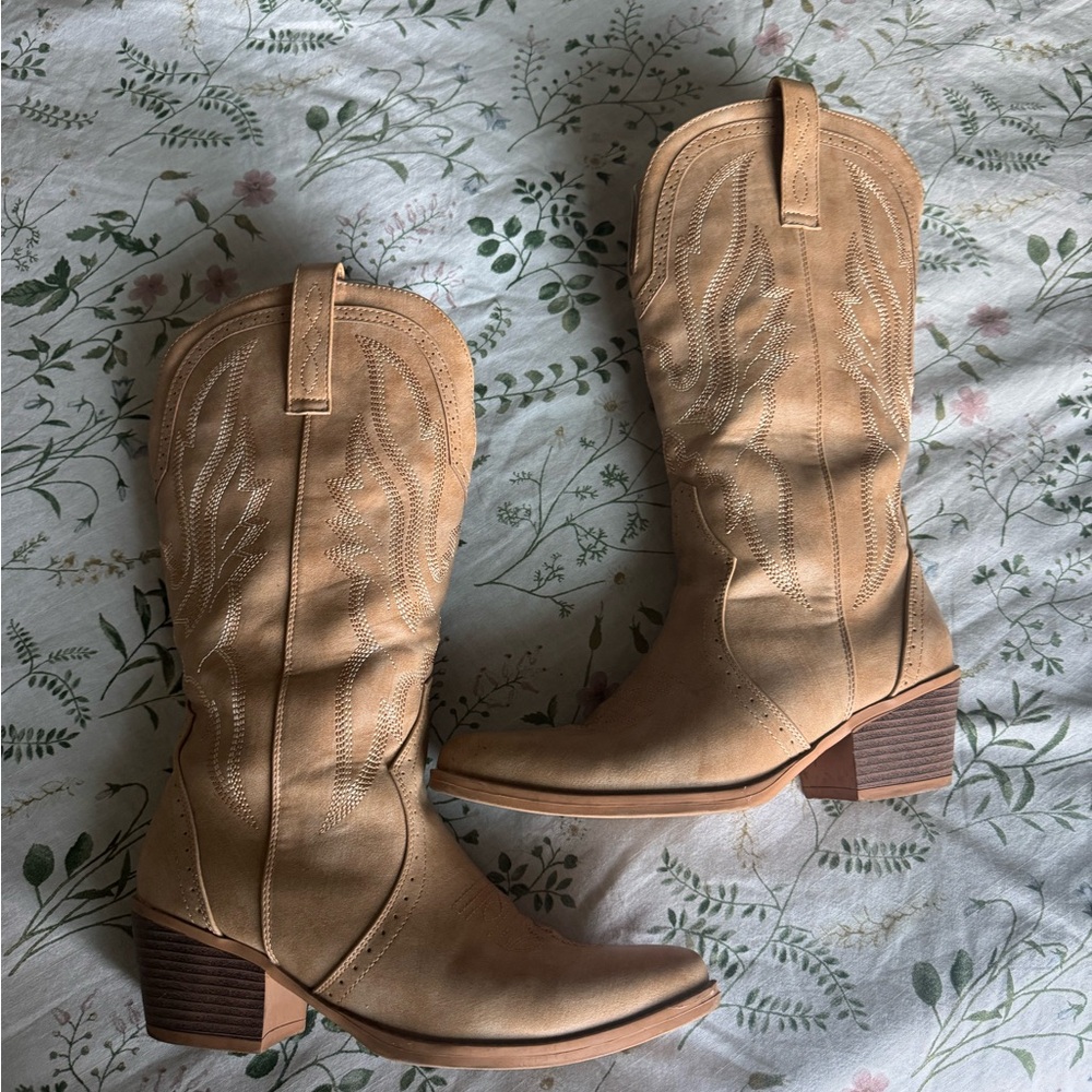 Tan Western-Style Women's Boots